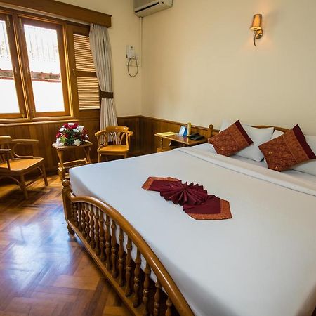 Win Unity Hotel Pyin Oo Lwin Esterno foto