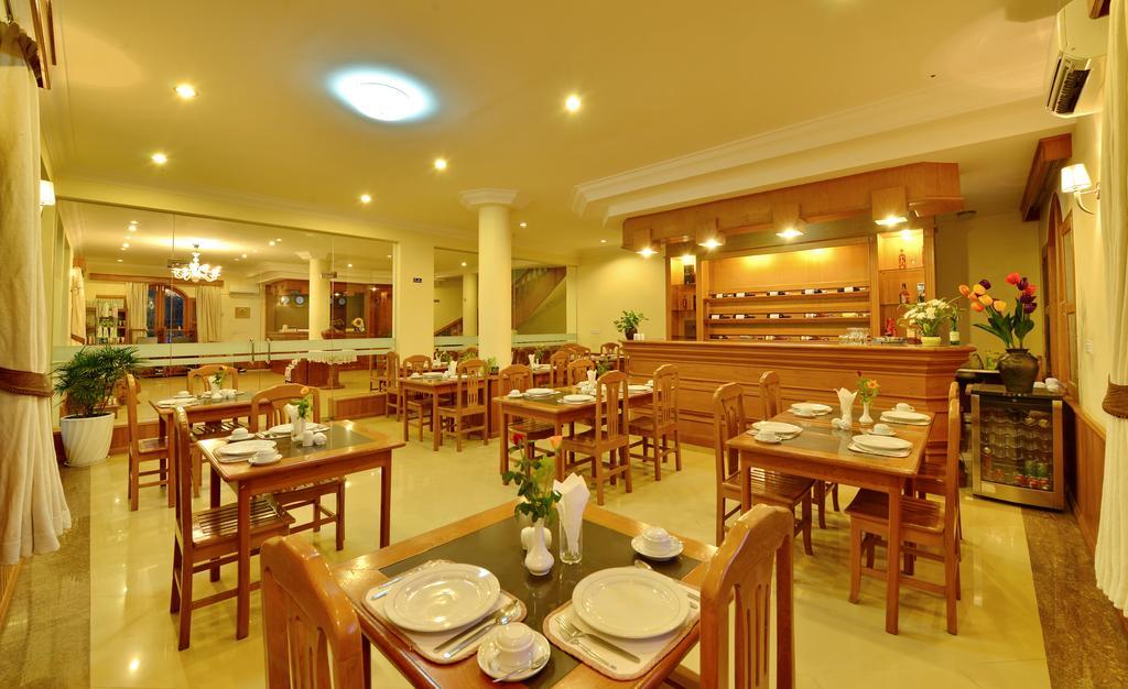 Win Unity Hotel Pyin Oo Lwin Esterno foto